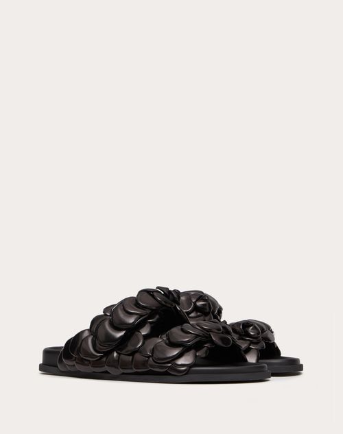 Valentino Garavani - Atelier Shoe Valentino Garavani Kidskin Slide Sandal With Petals - Black - Man - Man Sale