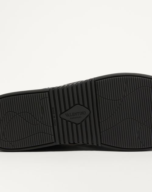 Valentino Garavani - Low-top Calfskin Vl7n Sneaker With Bands - Black - Man - Sneakers