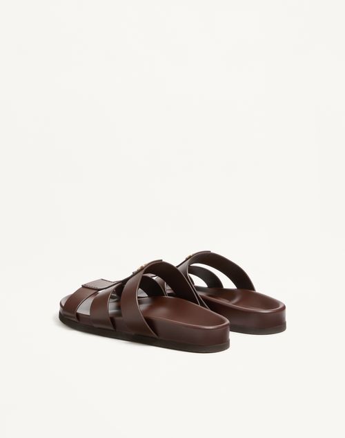 Valentino Garavani - Studshield Slide Sandal In Calfskin - Bark Brown - Man - Sandals And Slides
