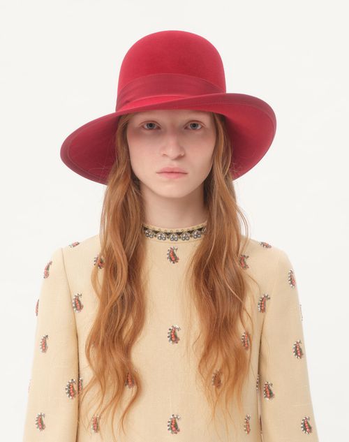 Valentino Garavani - Vlogo Signature Hat In Lapin Fabric - Cherry Red - Woman - Hats And Gloves