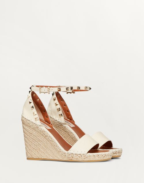 Valentino Garavani - Sandalo Zeppa Rockstud Double In Vitello Granato 105mm - Light Ivory/light Cuir - Donna - Espadrillas E Zeppe