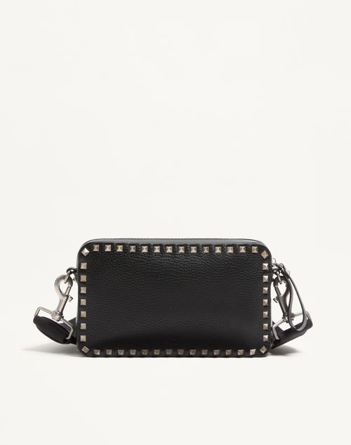 Valentino Garavani - Valentino Garavani Rockstud Shoulder Bag In Grainy Calfskin - Black - Man - Shoulder Bags