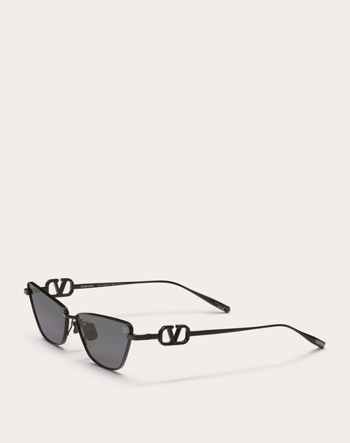 Valentino - Vlogo Sign Occhiale Cat-eye In Titanio - Grigio Scuro - Unisex - Occhiali Da Sole