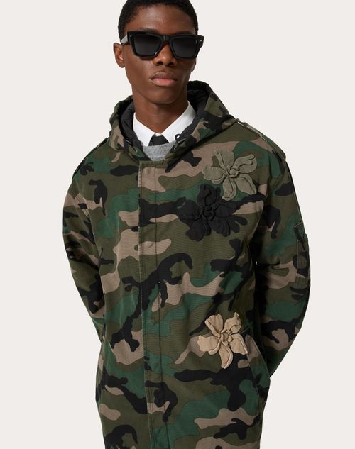 Caban En Coton Avec Capuche Et Ecusson Camouflower Brode pour Homme en Camo Vert Militaire Valentino FR