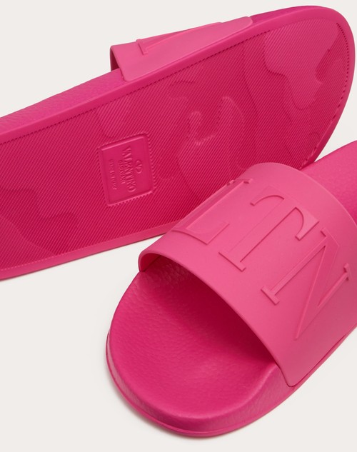 Vltn ラバー スライドサンダル for メンズ インチ Pink Pp | Valentino JP