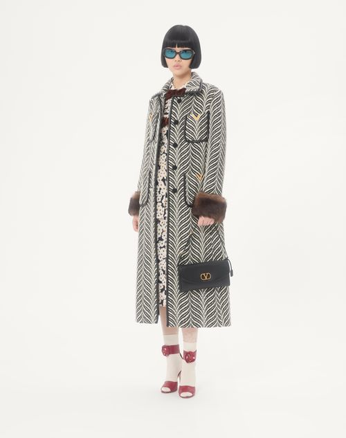 Valentino Garavani - Valentino Garavani Devain Small Nappa Shoulder Bag - Black - Woman - Shoulder Bags