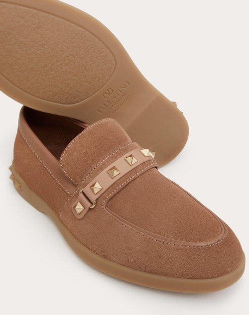 Valentino Garavani Tan Leisure Flows Loafers