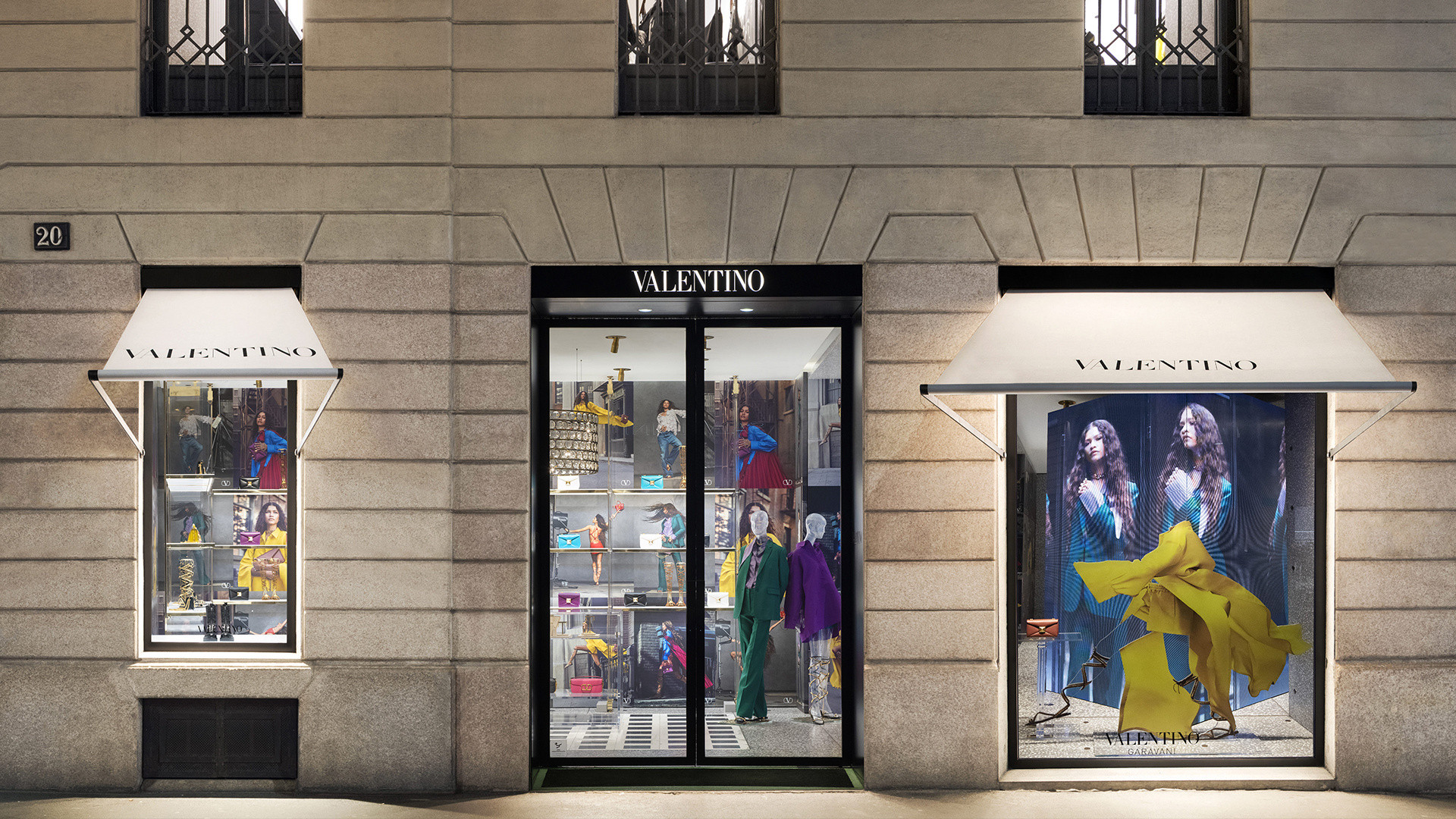 Valentino Values: Planet - Windows: a sneak peek | Valentino