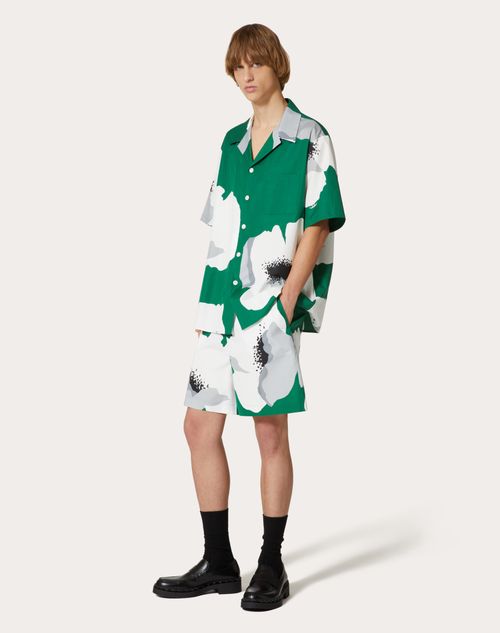 Valentino - Cotton Poplin Bermuda Shorts With Valentino Flower Portrait Print - Emerald/white - Man - Pants And Shorts