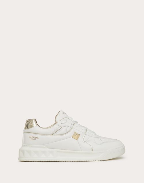 Valentino Garavani One Stud Low-top Calfskin Sneaker Woman White/Platinum 37.5