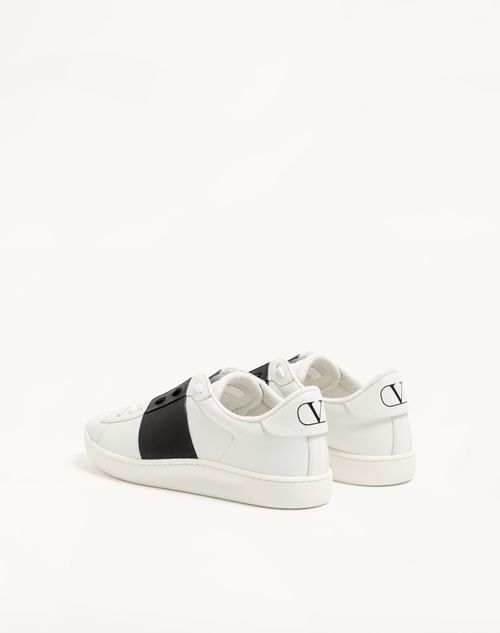 Valentino Garavani - Open Royco Trainer In Nappa Calfskin - White/ Black - Man - Trainers