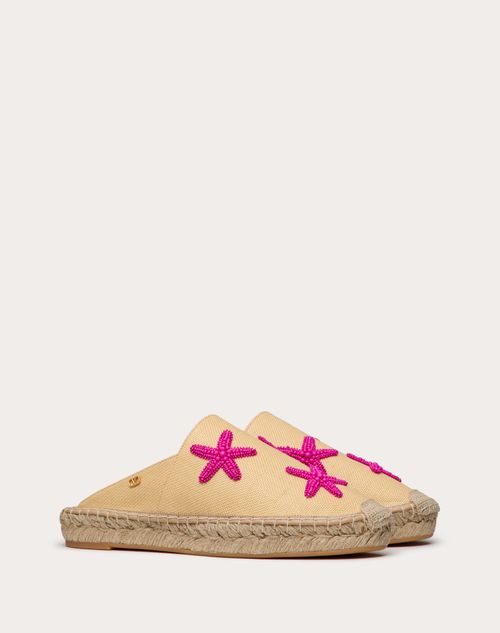 Valentino Garavani - Valentino Garavani Escape Mule In Raffia With Starfish Embroidery 25mm - Natural/pink Pp - Woman - Espadrilles - Shoes