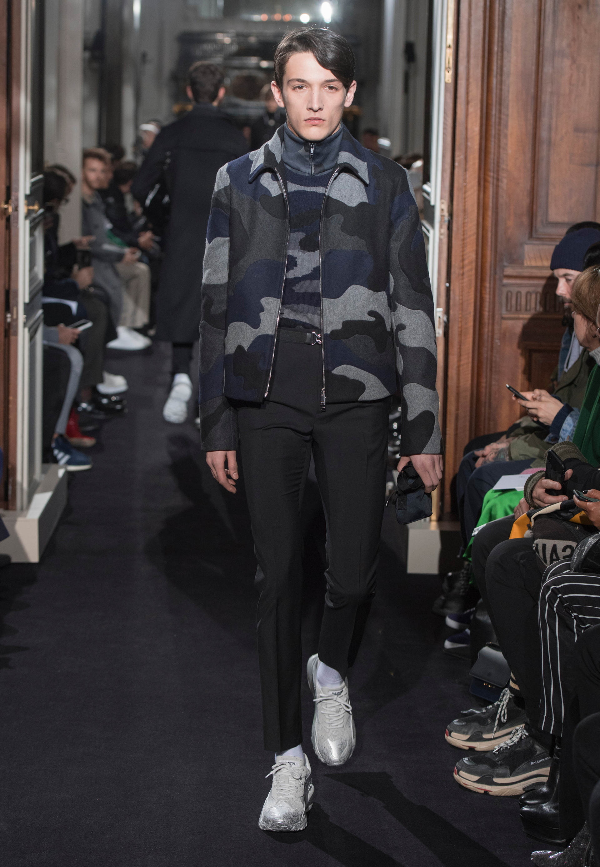 Valentino menswear outlet 2018