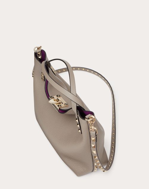 Small Rockstud Grainy Calfskin Bag With Contrasting Lining for Woman Dove Gray | Valentino US