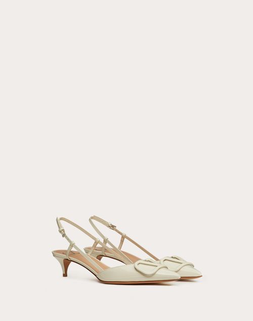 Valentino Garavani - Décolleté Slingback Vlogo Signature In Vernice 40mm - Light Ivory - Donna - Décolleté