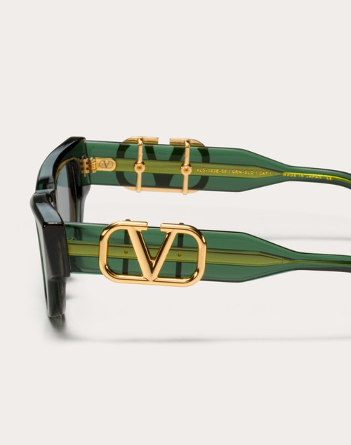 Valentino Garavani Black II Cat Eye Frame Sunglasses