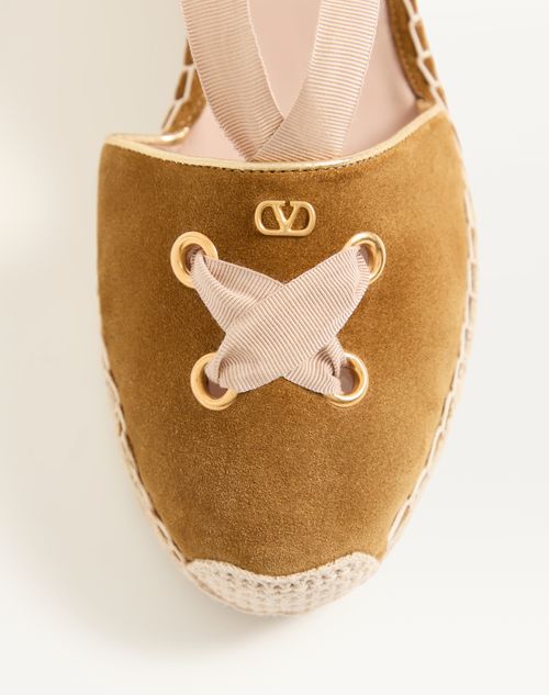 Valentino Garavani - Resort-keilabsatz Aus Spaltleder 75mm - Havana Beige - Frau - Espadrilles Und Wedges