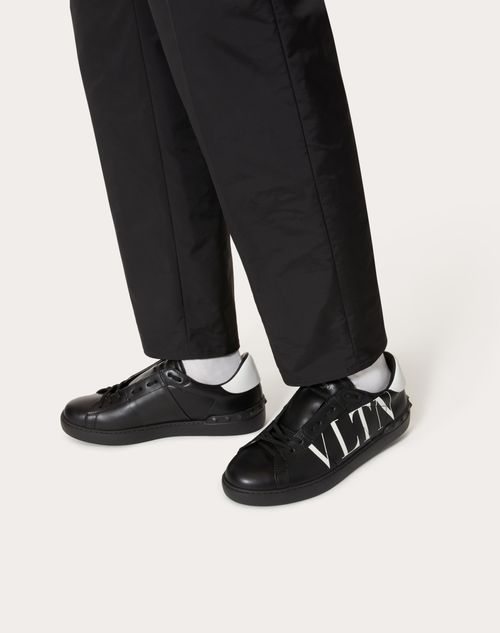 Open Sneaker With Vltn Print for Man in Black/white | Valentino RO