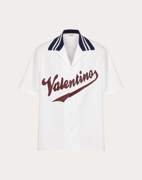 tømrer Irreplaceable forklædt Cotton Bowling Shirt With Valentino Patch for Man in White/blue/maroon |  Valentino DK