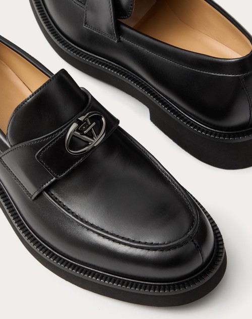 Valentino Garavani Black VLogo Loafers