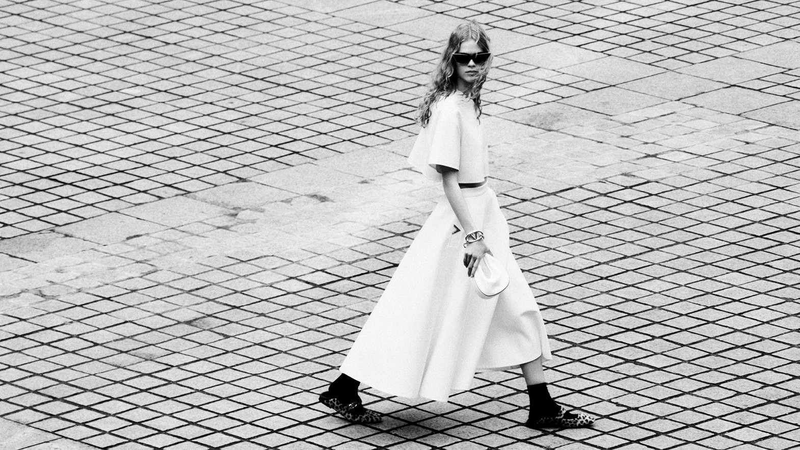 New Valentino Eyewear: V-Sharp and VLogo Sign | Valentino