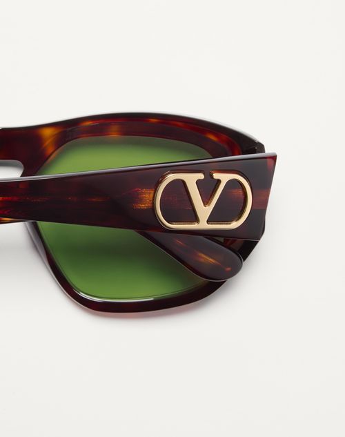  - Brown/green