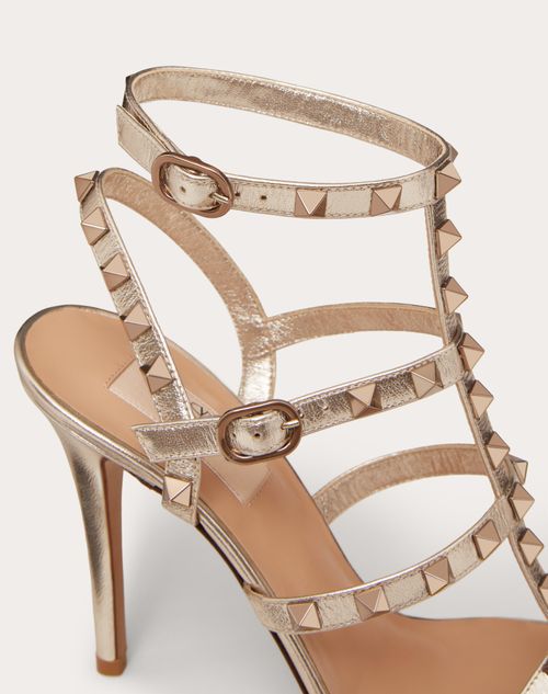 Valentino rockstud t strap hot sale sandal