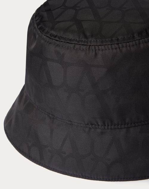 Valentino Garavani - Toile Iconographe Reversible Nylon Bucket Hat With Clutch - Black - Man - Hats And Gloves