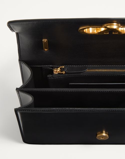 Valentino Garavani - Valentino Garavani Vain Bag With Handle In Shiny Calfskin - Black - Woman - Top Handle Bags