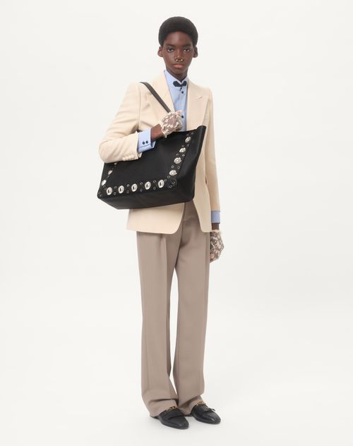 Valentino Garavani - Valentino Garavani Nellcôte Large Tote Bag In Grainy Calfskin - Black - Man - Totes