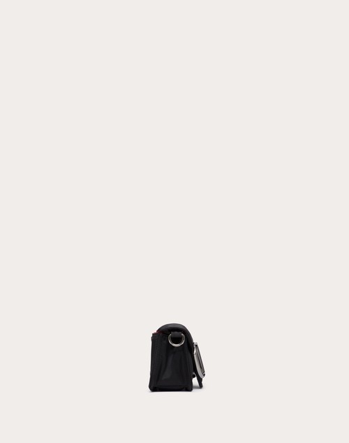 Valentino Garavani And Porter Locò (s) for Man in Black Valentino Garavani And Porter Locò (s) for Man in Black