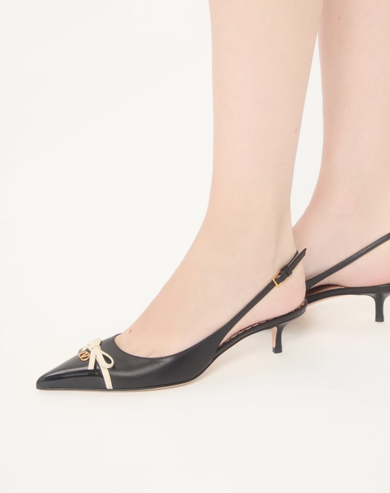 Valentino Garavani Bepointy Slingback Pump In Patent Leather And Kidskin 45Mm Woman Black/Ivory 36.5