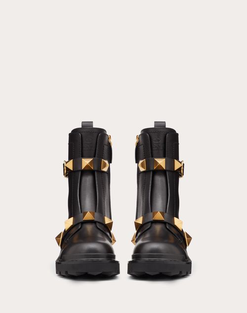 Roman Stud Calfskin Combat Boot 40mm for Woman in Black | Valentino US