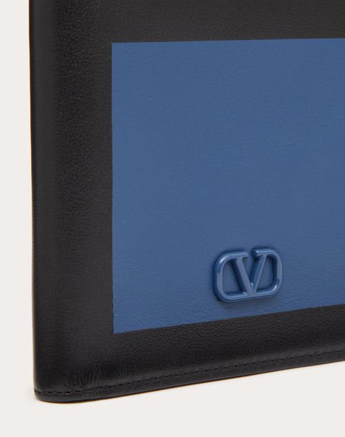 Valentino Garavani - Vlogo Signature Geldbörse Mit Zweifarbigen Intarsien - Schwarz/blau - Mann - Portemonnaies Und Kleinlederwaren