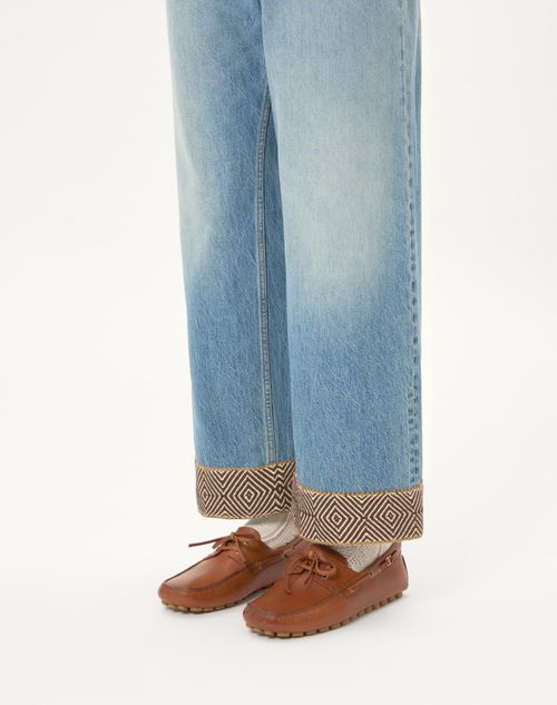 Valentino Garavani - Driver Fastaway Buffalo Loafer - Tobacco - Man - Loafers And Driver