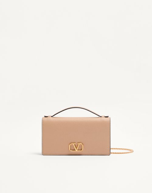 Valentino Garavani - Vlogo Signature Grainy Calfskin Wallet With Chain - Rose Sand - Woman - Clutches