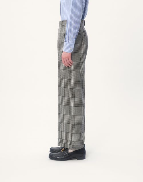 Wool Pants With Turn-ups With Check Pattern On Houndstooth Wool Pants With Turn-ups With Check Pattern On Houndstooth
