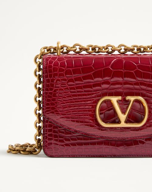 Valentino Garavani - VALENTINO GARAVANI VAIN SMALL SHOULDER BAG IN CROCODILE LEATHER - Red - Woman - Shoulder Bags