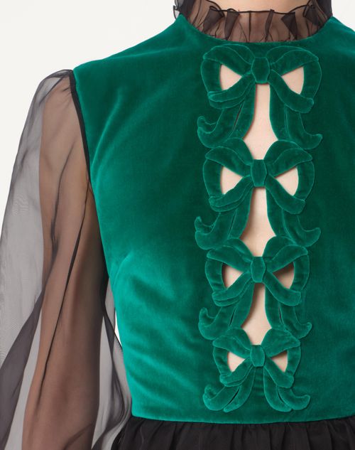  - Black/emerald