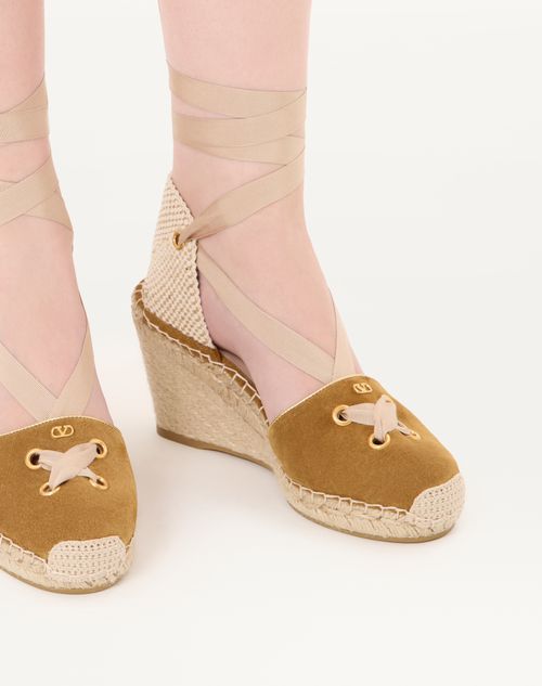 Valentino Garavani - Resort-keilabsatz Aus Spaltleder 75mm - Havana Beige - Frau - Espadrilles Und Wedges