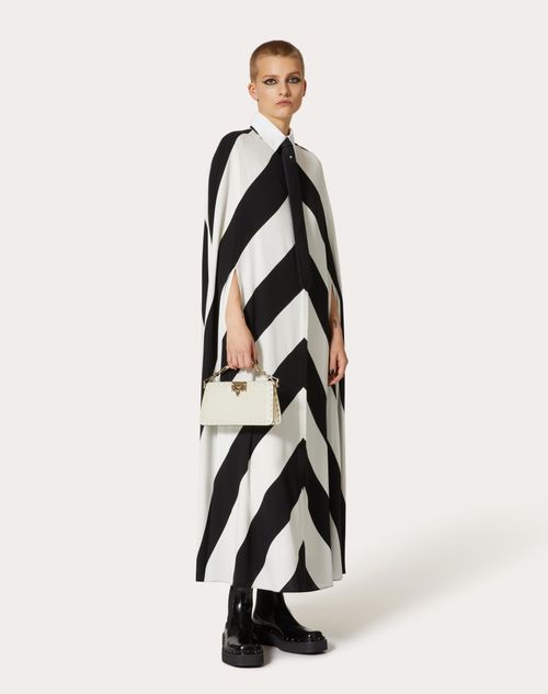 Valentino Garavani - Rockstud Calfskin Clutch - Ivory - Woman - Woman Bags & Accessories Sale