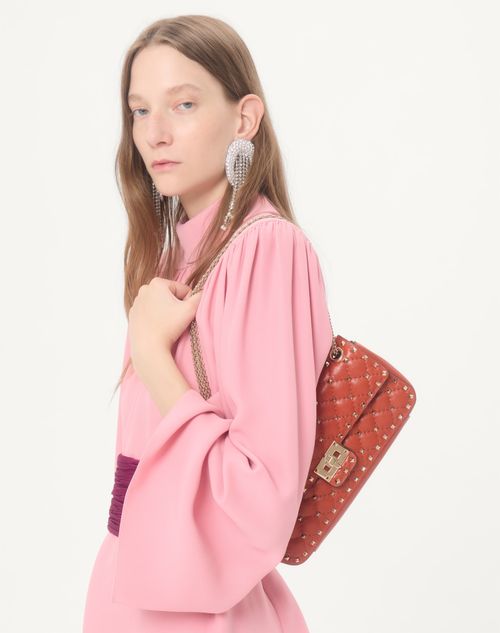 Valentino Garavani - Valentino Garavani Rockstud Spike Medium Shoulder Bag In Kidskin - Papavero - Woman - Shoulder Bags