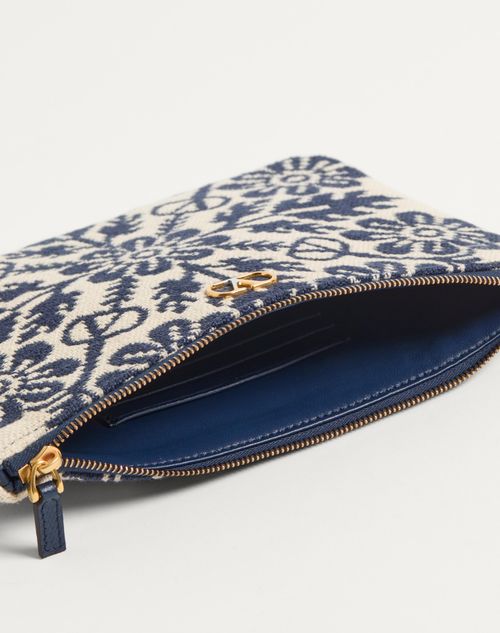 Valentino Garavani - VLOGO SIGNATURE POUCH IN JACQUARD FABRIC WITH FLORAL PATTERN - Ivory/blue/sapphire - Woman - Clutches