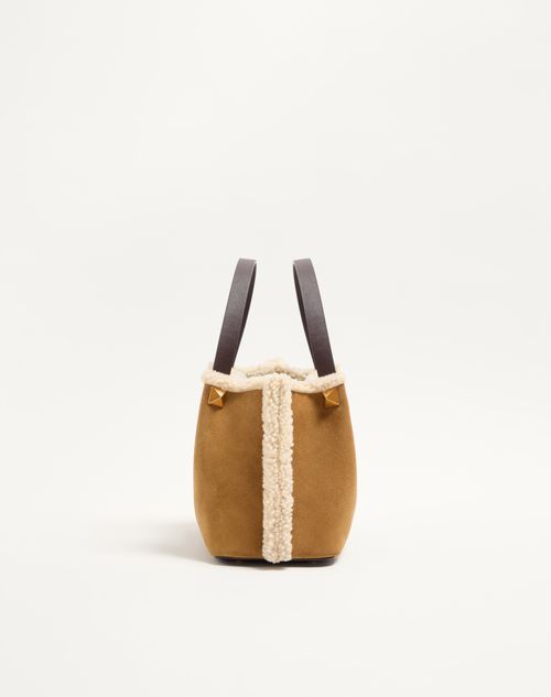 Valentino Garavani - Valentino Garavani Small Suede Shopping Bag With Sheepskin Lining - Havana Beige - Woman - Totes