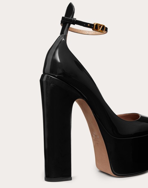 black platform pump heels