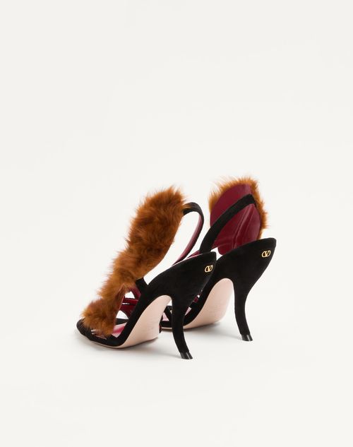 Valentino Garavani - Fetishique Velvet Sandal With Fur Leaf 105 Mm - Black - Woman - Sandals