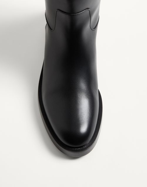 Valentino Garavani - Vlogo Signature Calfskin Boot 30mm - Black - Woman - Boots