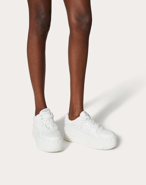 Freedots Xl Calfskin Sneaker for Woman in White | Valentino HK