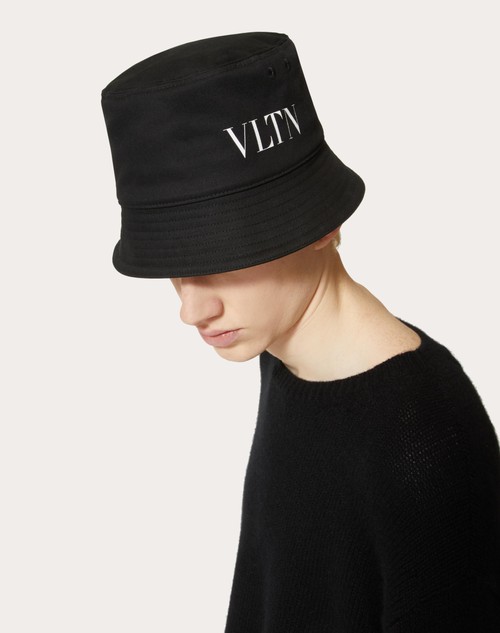 Vltn バケットハット for メンズ インチ ブラック/ホワイト Valentino JP
