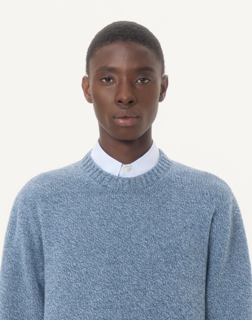 Valentino - Maglia Valentino In Lana Mouliné Con Patch Farfalla Ricamata - Avio - Uomo - Maglieria